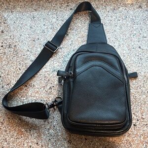 Black Leather Men's Sling Bag